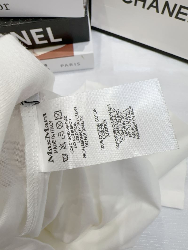 Max Mara T-Shirts